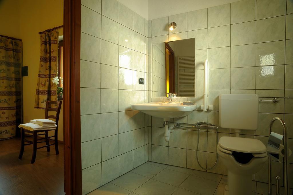 Hotel Maison Lombard Verrayes Zimmer foto